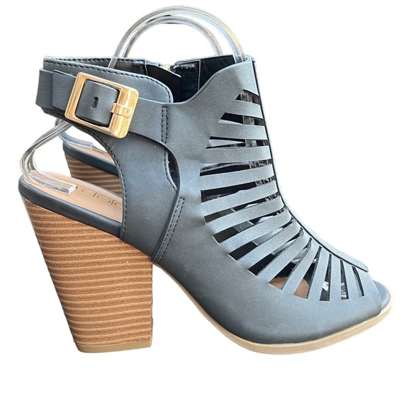 Dolce Vita Shoes - Dolce Vita Dolcetta Gray Ankle Block Heel Sandal Womens Shoes Size 8
